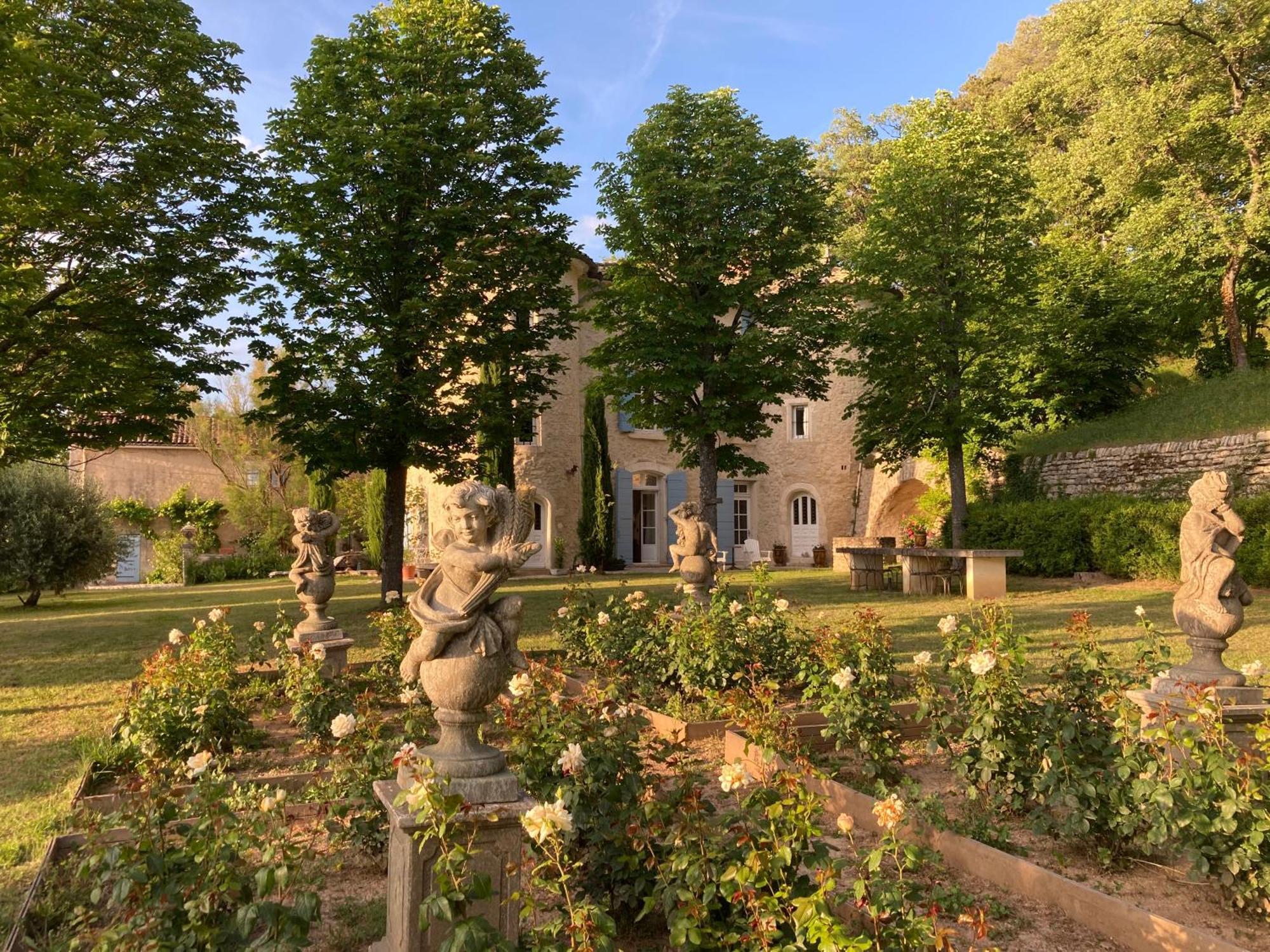 Chateau De Peyrolles Apt Exterior photo