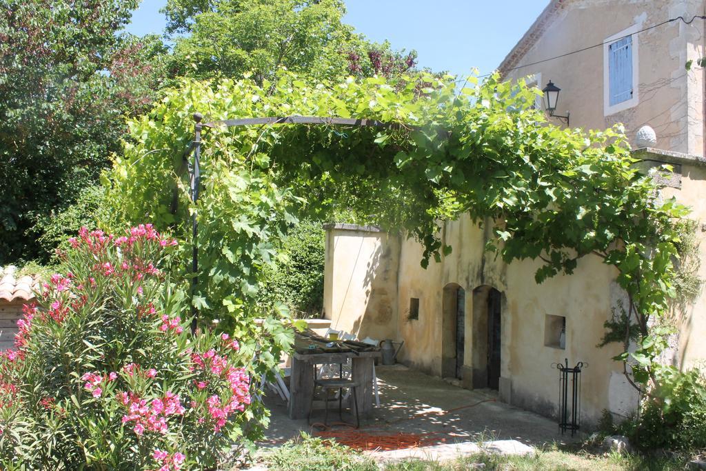 Chateau De Peyrolles Apt Exterior photo